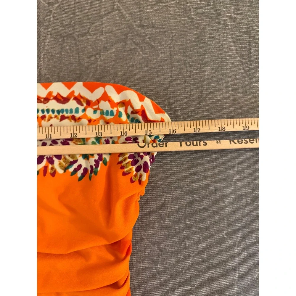 Speechless vibrant strapless